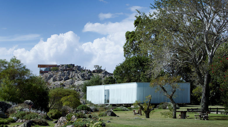 <b>Hotel Fasano Punta del Este Meeting</b>. Images powered by <a href="https://www.leonardoworldwide.com/" title="Leonardo Worldwide" target="_blank">Leonardo</a>.