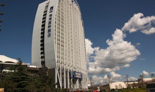 Grand Bay View Hotel Dali Exterior