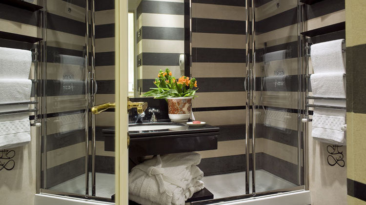 Hotel Britannia Room