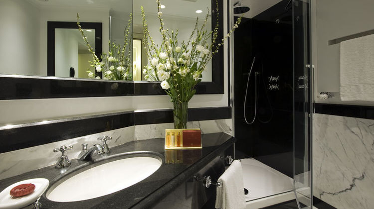 Hotel Britannia Room