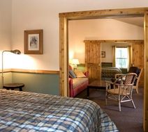 Evergreen Lodge Room
