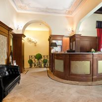 River Hotel & SPA