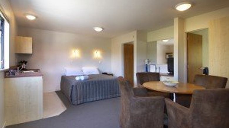 <b>Bella Vista Motel Queenstown Room</b>. Images powered by <a href="https://www.leonardoworldwide.com/" title="Leonardo Worldwide" target="_blank">Leonardo</a>.