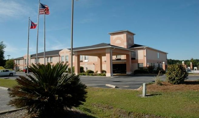 Key West Inn Baxley Exterior