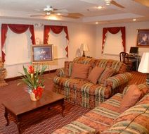 Key West Inn Baxley Lobby
