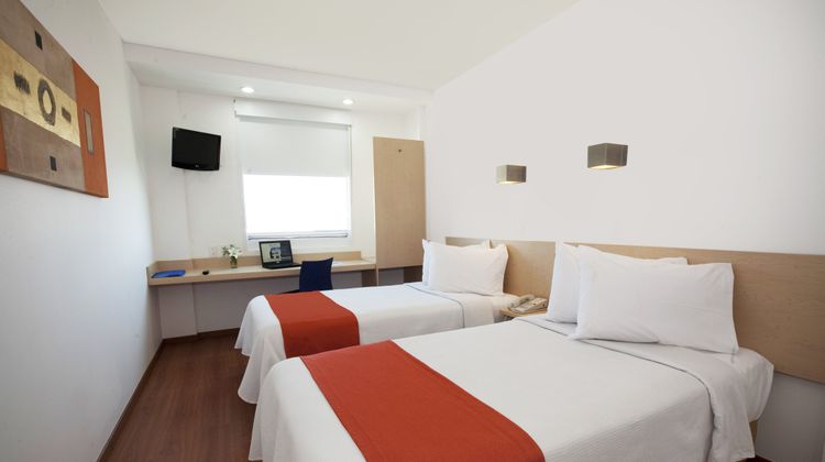 One Saltillo Derramadero Room