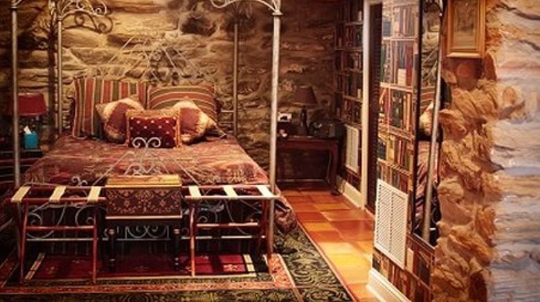 Black Horse Inn Room. Images powered by <a href="https://www.leonardoworldwide.com" target="_blank" rel="noopener">Leonardo</a>.