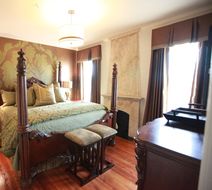 The Campbell Hotel Room
