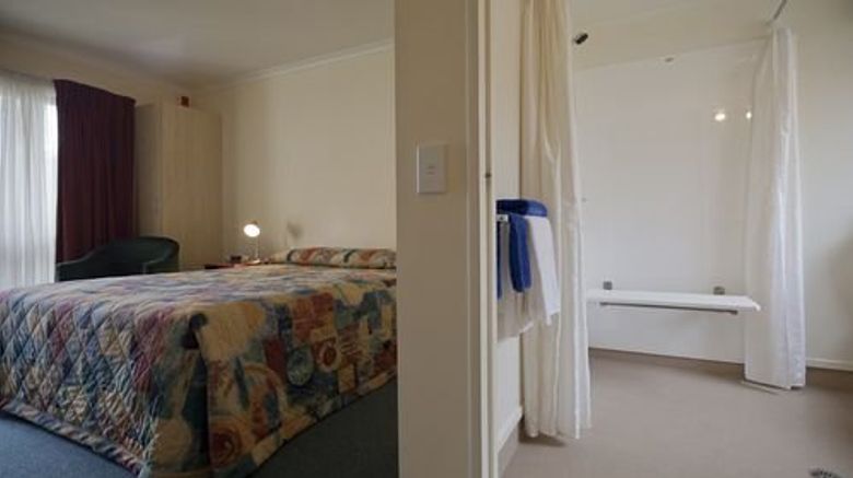 <b>Bella Vista Motel Hamilton Room</b>. Images powered by <a href="https://www.leonardoworldwide.com/" title="Leonardo Worldwide" target="_blank">Leonardo</a>.