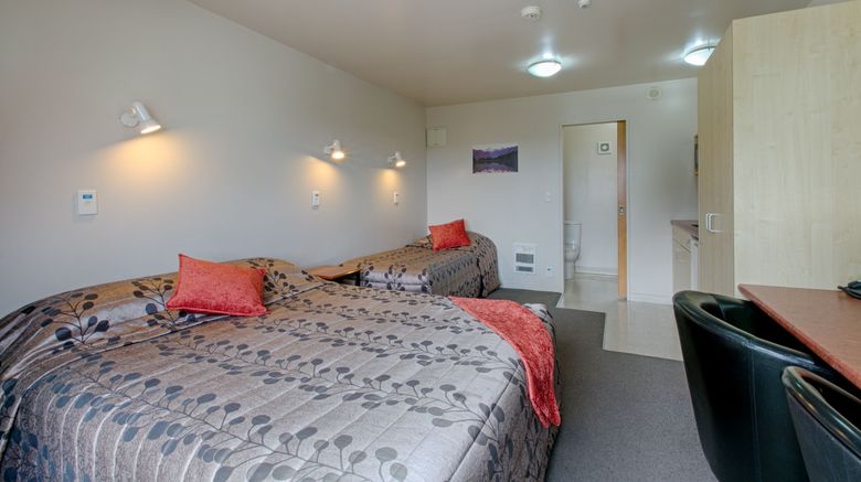 <b>Bella Vista Motel Hokitika Room</b>. Images powered by <a href="https://www.leonardoworldwide.com/" title="Leonardo Worldwide" target="_blank">Leonardo</a>.
