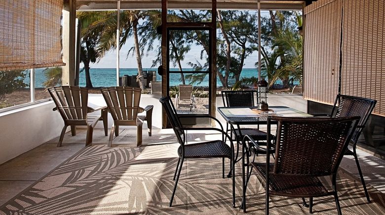 <b>Hollywood Beach Suites Room</b>. Images powered by <a href="https://www.leonardoworldwide.com/" title="Leonardo Worldwide" target="_blank">Leonardo</a>.