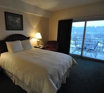Hillside Inn Room