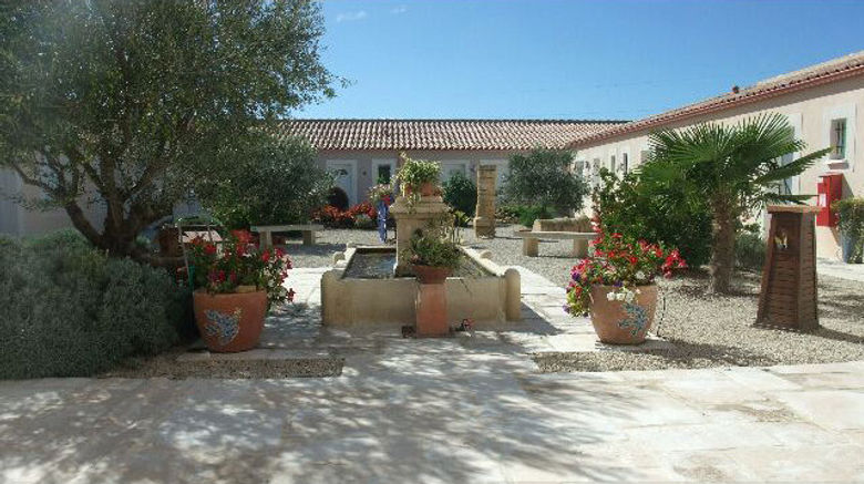 <b>Hotel Residence La Transhumance Exterior</b>. Images powered by <a href="https://www.leonardoworldwide.com/" title="Leonardo Worldwide" target="_blank">Leonardo</a>.