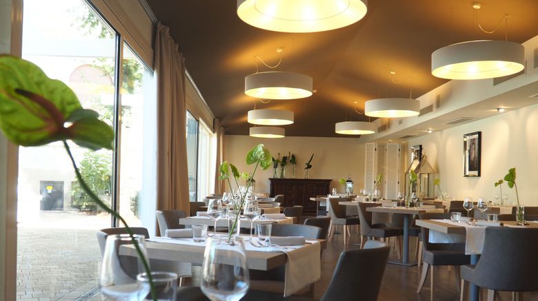 <b>De la Ville Hotel Restaurant</b>. Images powered by <a href="https://www.leonardoworldwide.com/" title="Leonardo Worldwide" target="_blank">Leonardo</a>.