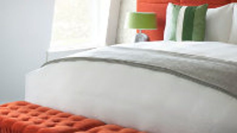<b>Camden Harbour Inn Room</b>. Images powered by <a href="https://www.leonardoworldwide.com/" title="Leonardo Worldwide" target="_blank">Leonardo</a>.
