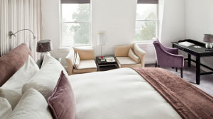 Camden Harbour Inn Room
