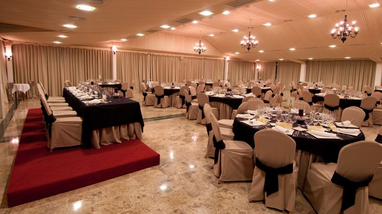 <b>Hotel Santiago Leon Meeting</b>. Images powered by <a href="https://www.leonardoworldwide.com/" title="Leonardo Worldwide" target="_blank">Leonardo</a>.