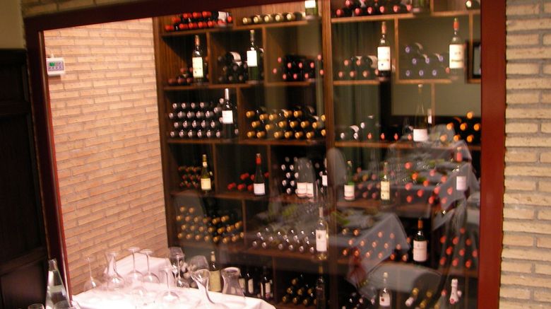 <b>Hotel Santiago Leon Restaurant</b>. Images powered by <a href="https://www.leonardoworldwide.com/" title="Leonardo Worldwide" target="_blank">Leonardo</a>.