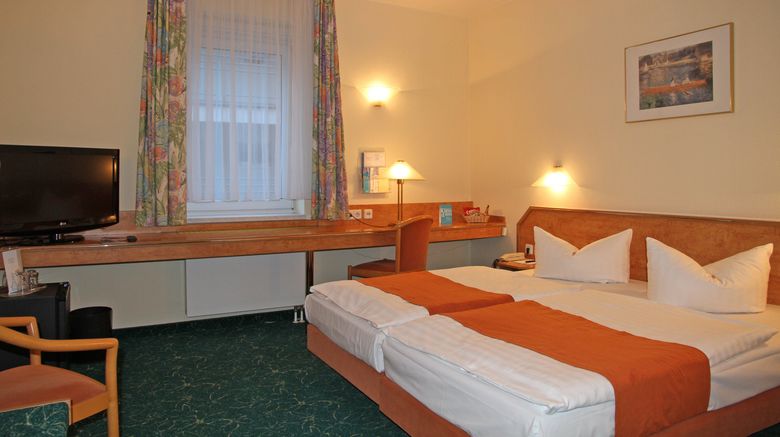 <b>City Park Hotel Room</b>. Images powered by <a href="https://www.leonardoworldwide.com/" title="Leonardo Worldwide" target="_blank">Leonardo</a>.