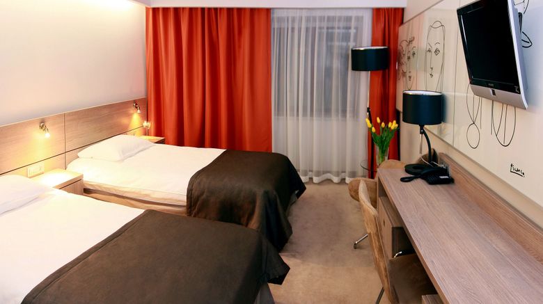 <b>HP Park Hotel Room</b>. Images powered by <a href="https://www.leonardoworldwide.com/" title="Leonardo Worldwide" target="_blank">Leonardo</a>.