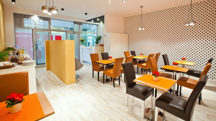 Platinum Palace Apartments Restaurant