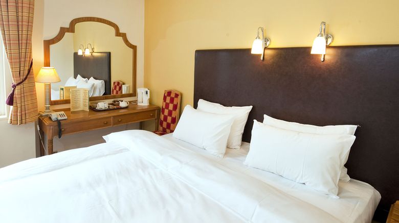 <b>Roebuck Hotel Room</b>. Images powered by <a href="https://www.leonardoworldwide.com/" title="Leonardo Worldwide" target="_blank">Leonardo</a>.