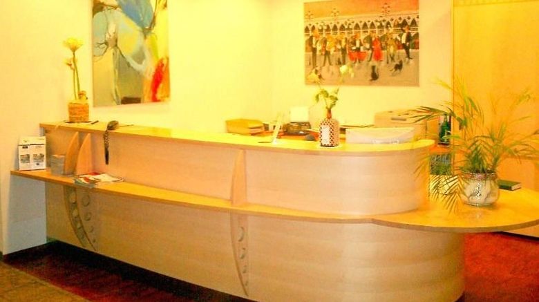 <b>Hotel Victoria Lobby</b>. Images powered by <a href="https://www.leonardoworldwide.com/" title="Leonardo Worldwide" target="_blank">Leonardo</a>.