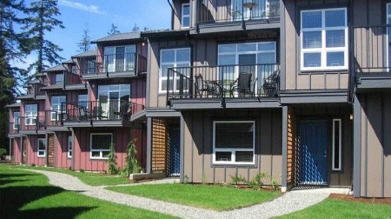<b>Sooke Harbour Resort Marina Exterior</b>. Images powered by <a href="https://www.leonardoworldwide.com/" title="Leonardo Worldwide" target="_blank">Leonardo</a>.