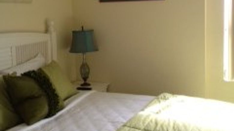 <b>Sunset Vistas Beachfront Suites Room</b>. Images powered by <a href="https://www.leonardoworldwide.com/" title="Leonardo Worldwide" target="_blank">Leonardo</a>.