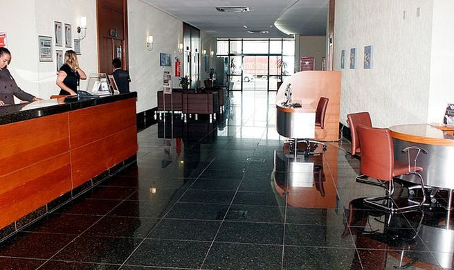 Bourbon Vitoria Residence Hotel Lobby