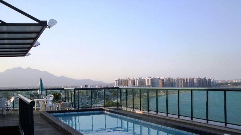 <b>Bourbon Vitoria Residence Hotel Pool</b>. Images powered by <a href="https://www.leonardoworldwide.com/" title="Leonardo Worldwide" target="_blank">Leonardo</a>.