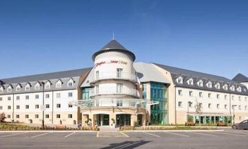 Drayton Manor Hotel