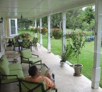 Hillsdale House Inn Exterior