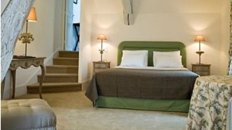 Hotel de la Poste Beaune Room