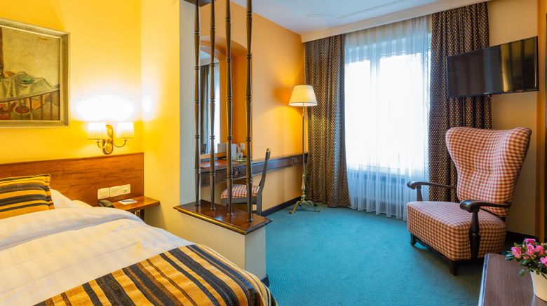 <b>Athmos Hotel Room</b>. Images powered by <a href="https://www.leonardoworldwide.com/" title="Leonardo Worldwide" target="_blank">Leonardo</a>.