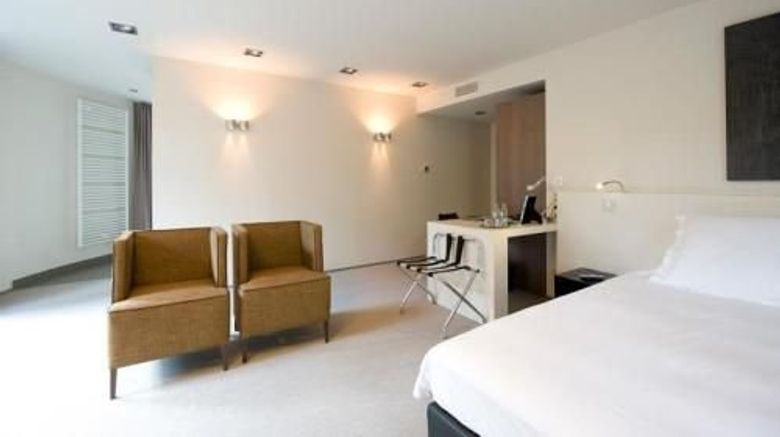 <b>Noah Hotel Room</b>. Images powered by <a href="https://www.leonardoworldwide.com/" title="Leonardo Worldwide" target="_blank">Leonardo</a>.
