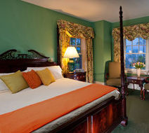 York Harbor Inn Room