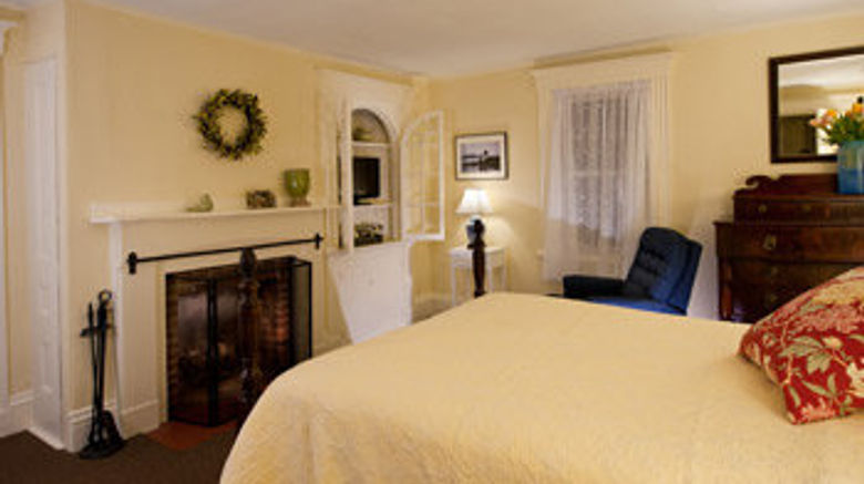 <b>York Harbor Inn Room</b>. Images powered by <a href="https://www.leonardoworldwide.com/" title="Leonardo Worldwide" target="_blank">Leonardo</a>.