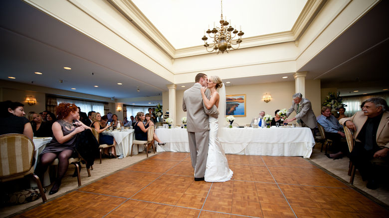 <b>York Harbor Inn Ballroom</b>. Images powered by <a href="https://www.leonardoworldwide.com/" title="Leonardo Worldwide" target="_blank">Leonardo</a>.