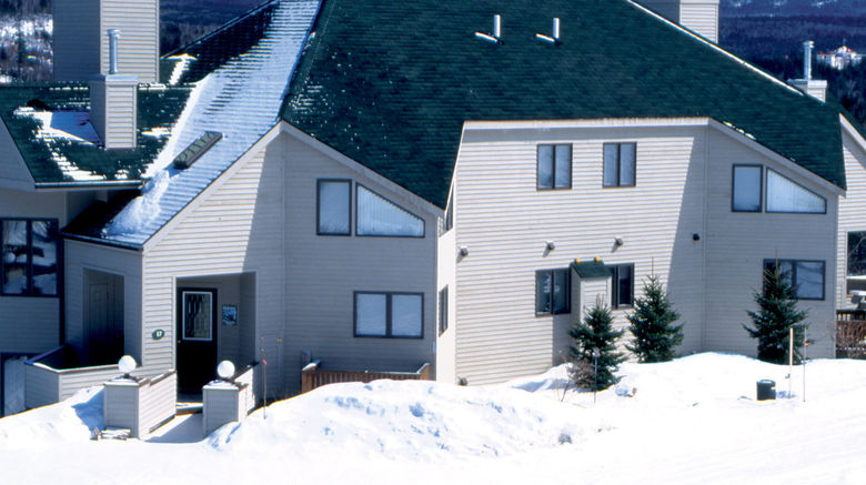 <b>Townhomes at Bretton Woods Exterior</b>. Images powered by <a href="https://www.leonardoworldwide.com/" title="Leonardo Worldwide" target="_blank">Leonardo</a>.