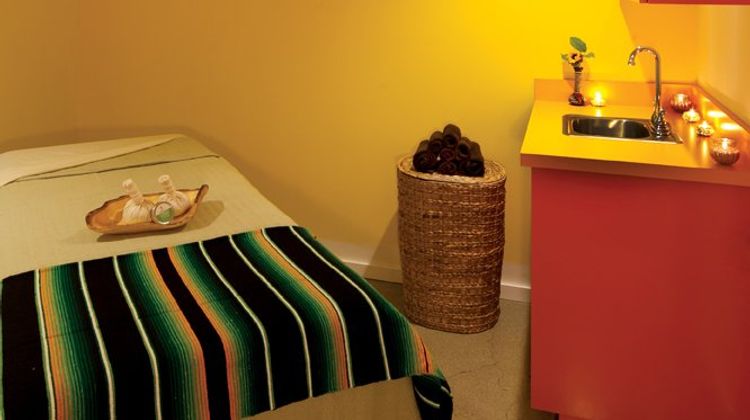 The Saguaro Palm Springs Room