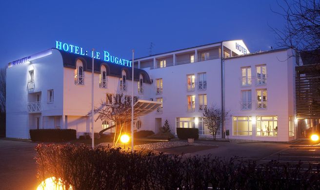 Hotel Le Bugatti Exterior