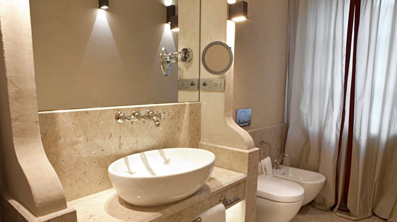 <b>Palazzo Righini Room</b>. Images powered by <a href="https://www.leonardoworldwide.com/" title="Leonardo Worldwide" target="_blank">Leonardo</a>.