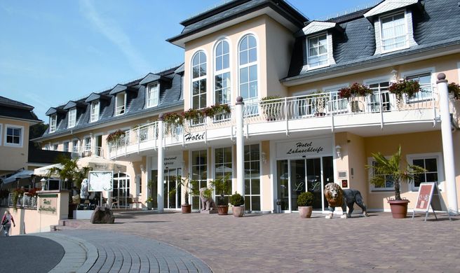 Hotel Lahnschleife Exterior