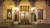 Royal Hotel Exterior