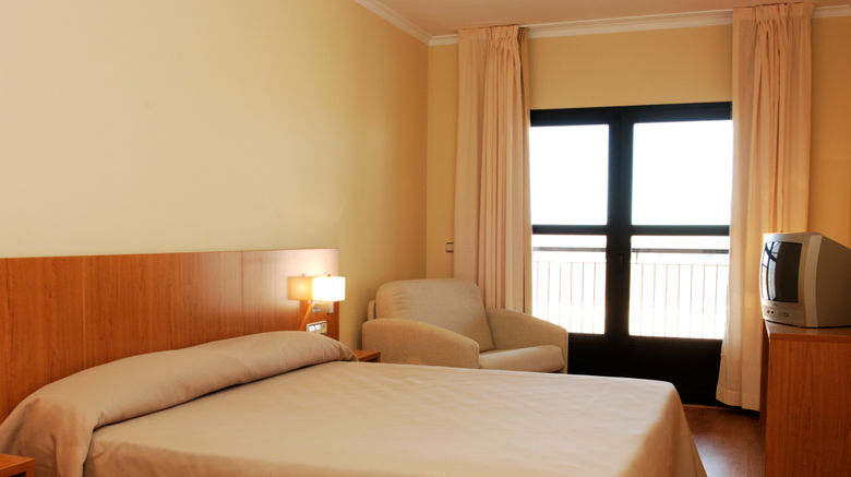 <b>AS Hotels Monreal del Campo Room</b>. Images powered by <a href="https://www.leonardoworldwide.com/" title="Leonardo Worldwide" target="_blank">Leonardo</a>.