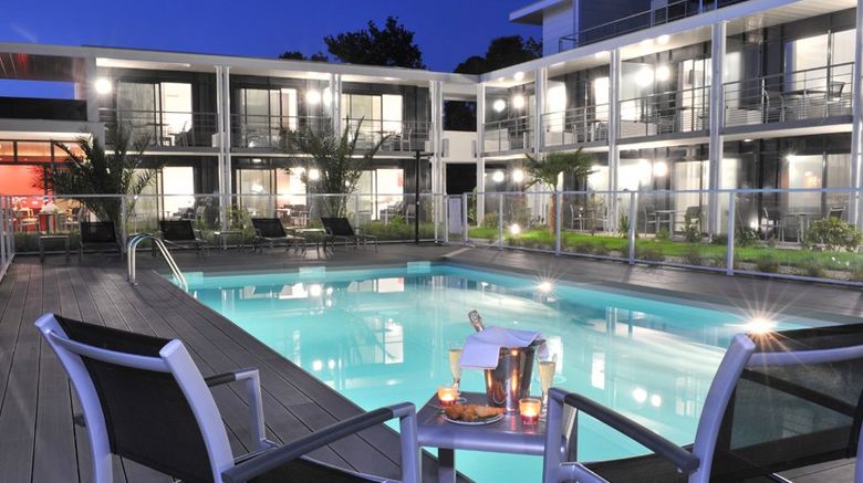 <b>Hotel Eden Park-Bizanos Pool</b>. Images powered by <a href="https://www.leonardoworldwide.com/" title="Leonardo Worldwide" target="_blank">Leonardo</a>.