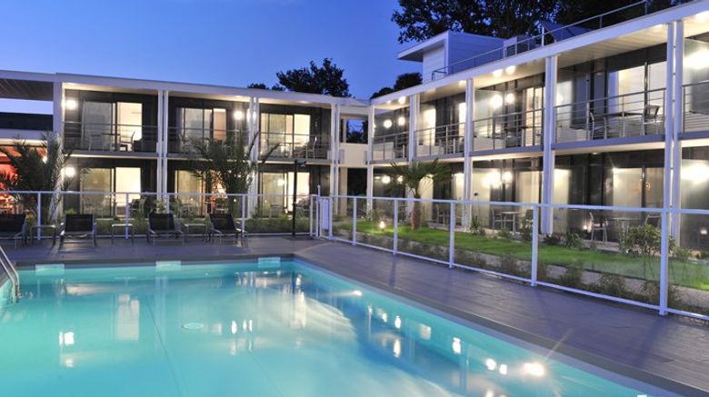 <b>Hotel Eden Park-Bizanos Pool</b>. Images powered by <a href="https://www.leonardoworldwide.com/" title="Leonardo Worldwide" target="_blank">Leonardo</a>.