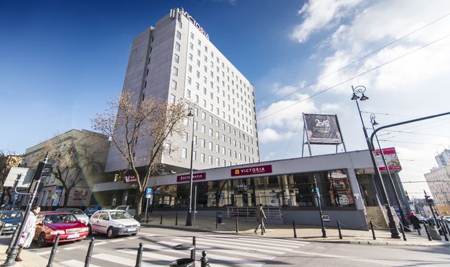 Victoria Hotel Exterior