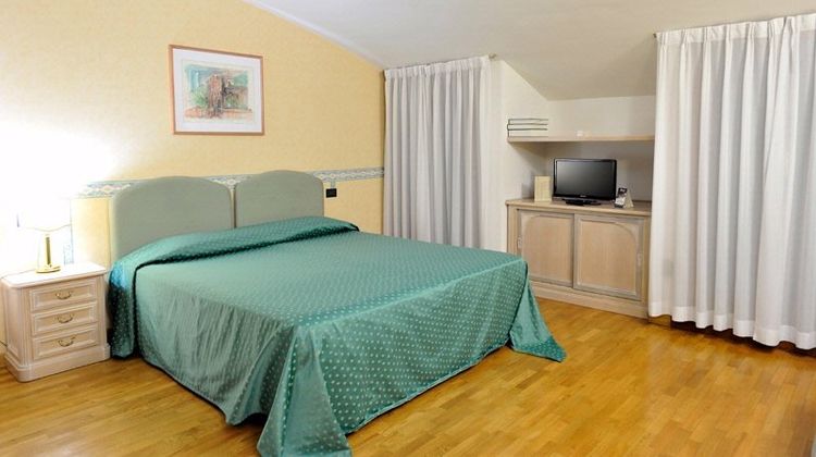 Hotel Roxy Plaza Room